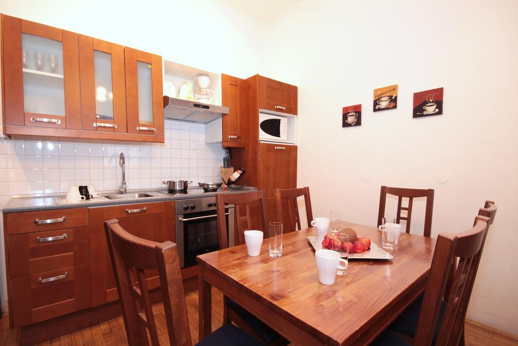 Leo Old Town Apartment Prag