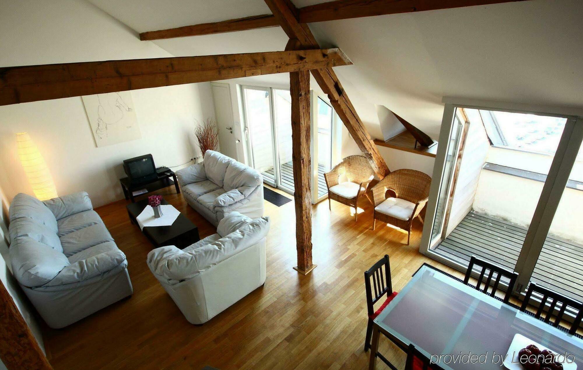 Apartment Leo Old Town